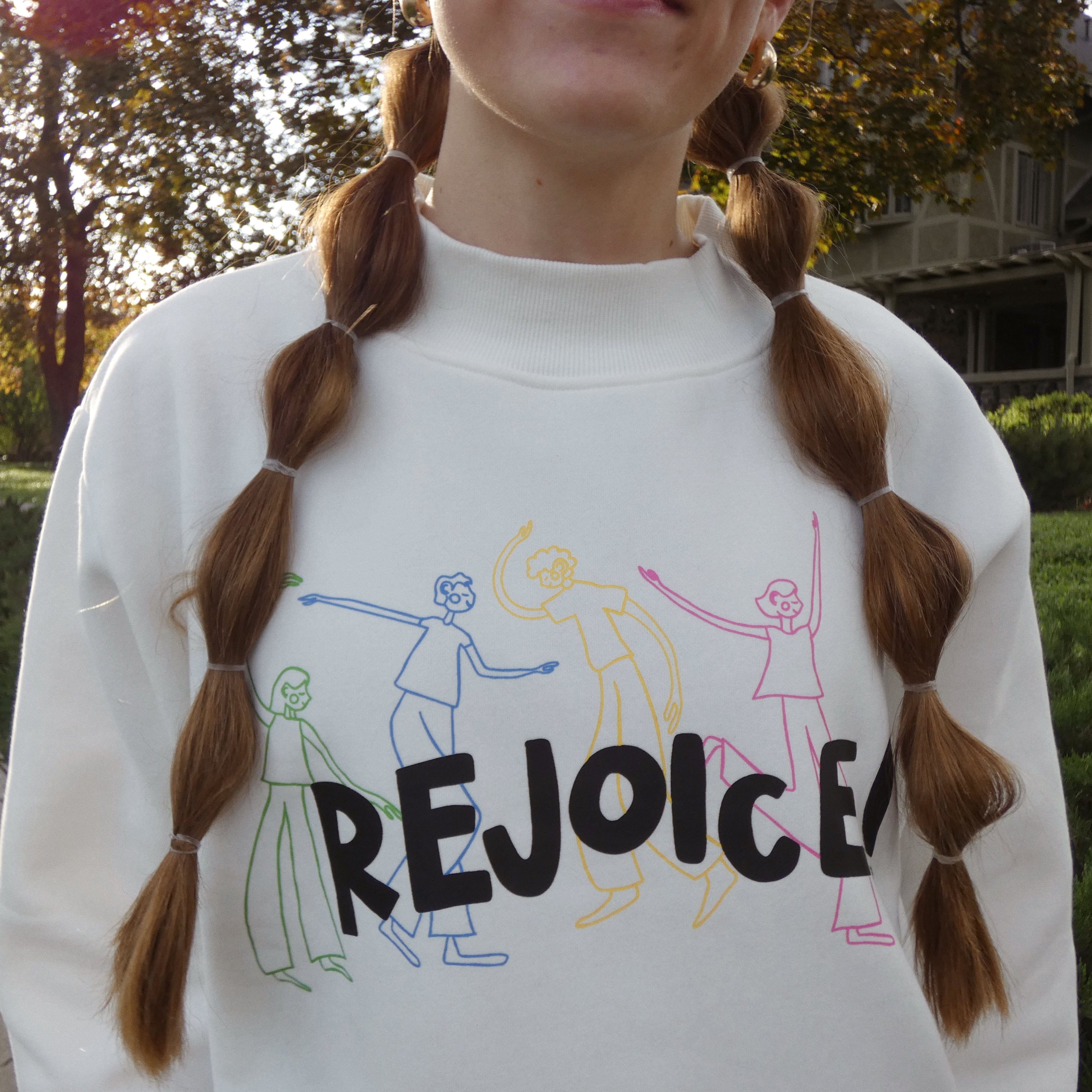 Rejoice Crewneck - White